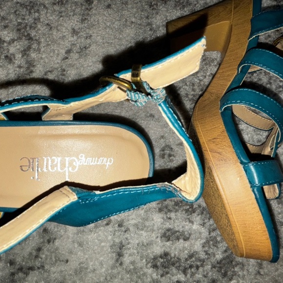 Charming Charlie Teal Strappy Block Heel Sandals Size: 9 - Picture 5 of 5